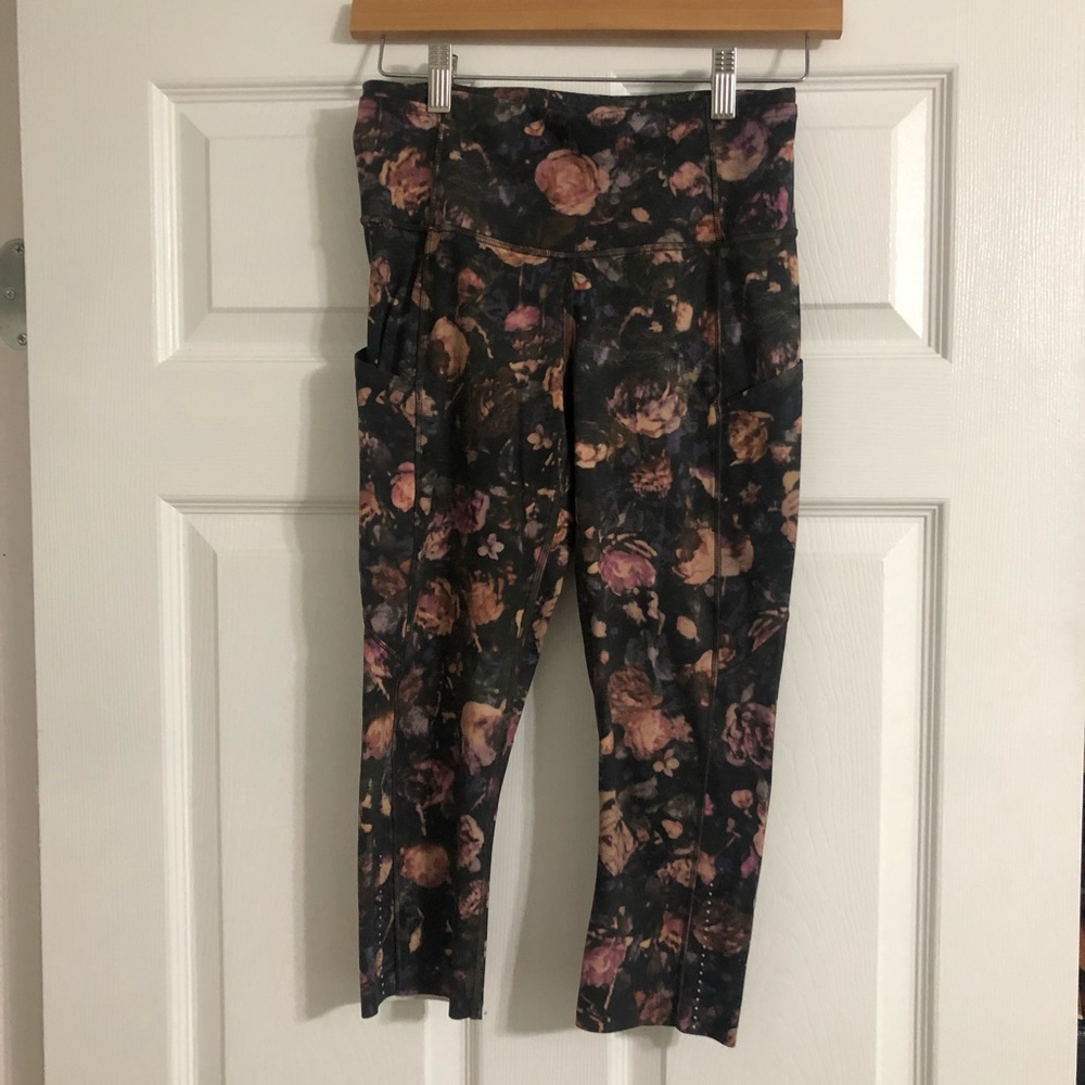 Lululemon crop floral leggings